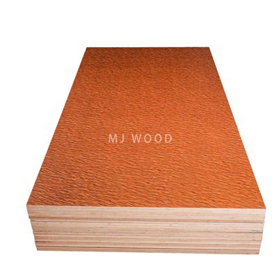 Weichholz-Sperrholzplatten 18 mm